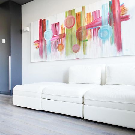 Jewel Apartment Милано Екстериор снимка