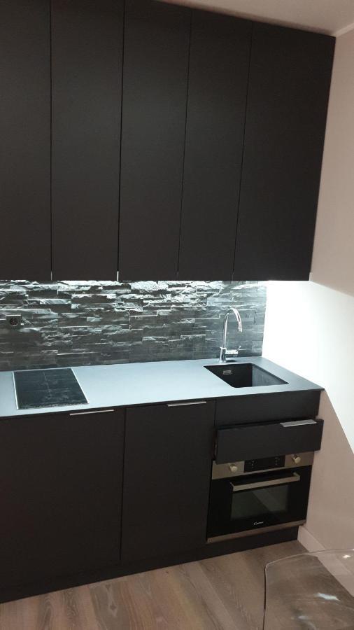 Jewel Apartment Милано Екстериор снимка