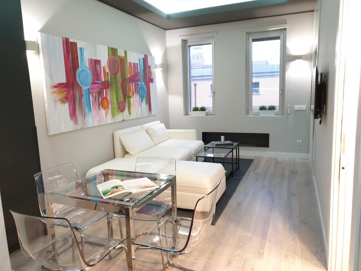 Jewel Apartment Милано Екстериор снимка