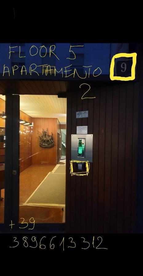 Jewel Apartment Милано Екстериор снимка