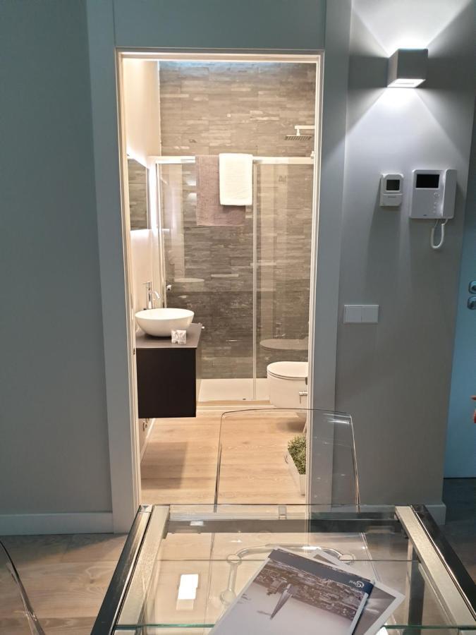 Jewel Apartment Милано Екстериор снимка